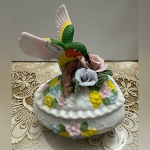 Vintage Ceramic Bisque Heart Trinket Box 3D Hummingbird & Flowers Roses Floral